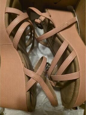 Womens Zodiac Pink Wedge Womens 7.5
